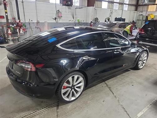 2019 Tesla Model 3 Performance