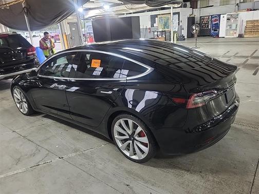 2019 Tesla Model 3 Performance