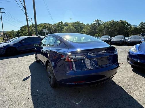Deep Blue Metallic 2023 Tesla Model 3 Standard Range Plus