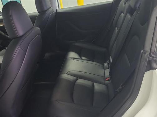 2023 Tesla Model 3 Standard Range Plus