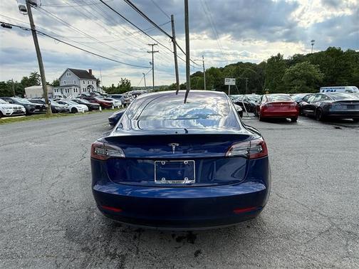 Deep Blue Metallic 2018 Tesla Model 3 Long Range