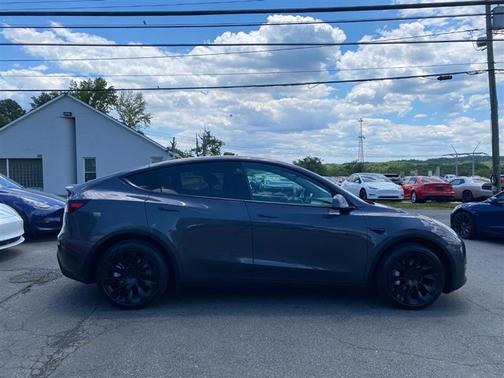 2023 Tesla Model Y Long Range AWD