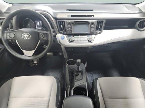 2018 Toyota RAV4 Hybrid SE