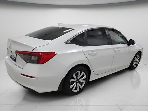 Platinum White Pearl 2022 Honda Civic LX