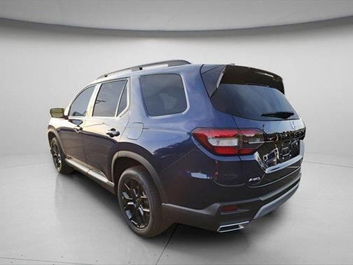 2025 Honda Pilot Touring 8-Passenger