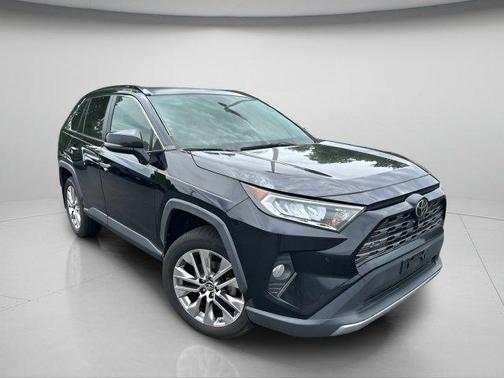 Midnight Black Metallic 2019 Toyota RAV4 Limited