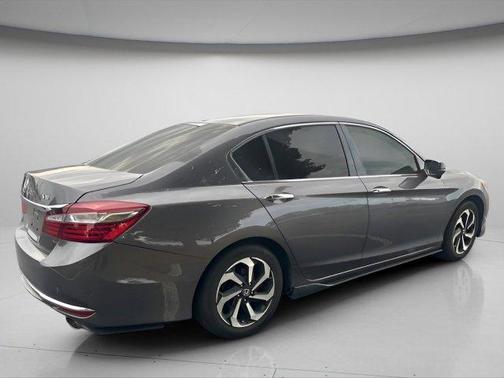 2017 Honda Accord EX-L w/Navigation & Honda Sensing