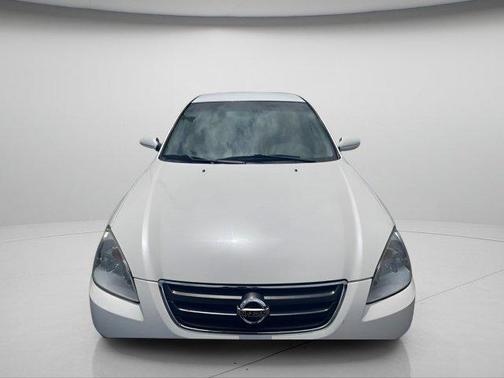 Cloud White 2003 Nissan Altima 2.5 S