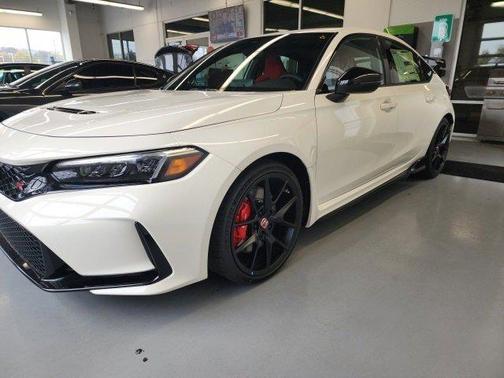 2025 Honda Civic Type R Base