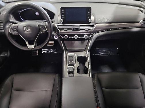 Crystal Black Pearl 2022 Honda Accord Hybrid Sport