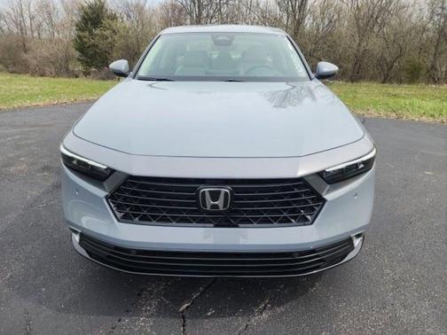 Urban Gray Pearl 2026 Honda Accord Hybrid Touring
