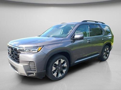 Modern Steel Metallic 2026 Honda Pilot Touring 8-Passenger