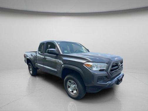 2017 Toyota Tacoma SR