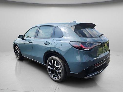 Nordic Forest Pearl 2026 Honda HR-V EX-L