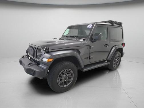 Granite Crystal Metallic Clearcoat 2025 Jeep Wrangler Sport S