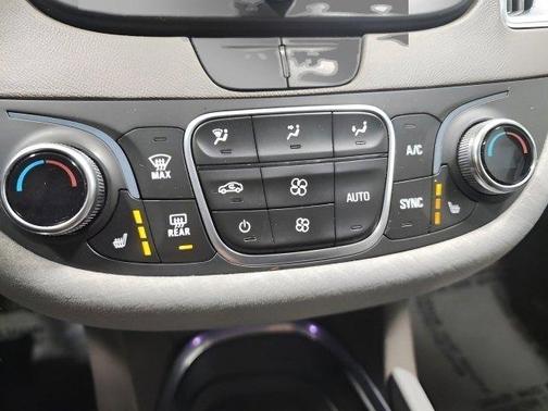 2020 Chevrolet Malibu FWD LT