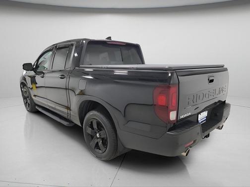 Crystal Black Pearl 2024 Honda Ridgeline Black