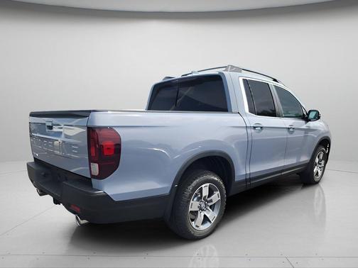 Sonic Gray Pearl 2026 Honda Ridgeline RTL
