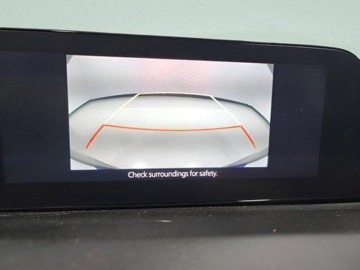 2022 Mazda Mazda3 FWD w/Preferred Package