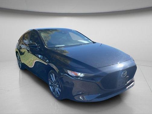 2022 Mazda Mazda3 FWD w/Preferred Package