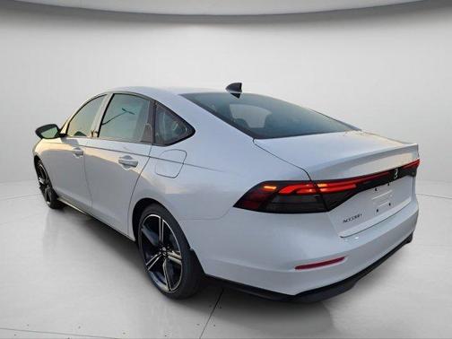 Platinum White Pearl 2026 Honda Accord SE