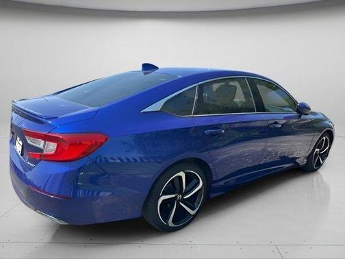 Still Night Pearl 2018 Honda Accord Sport