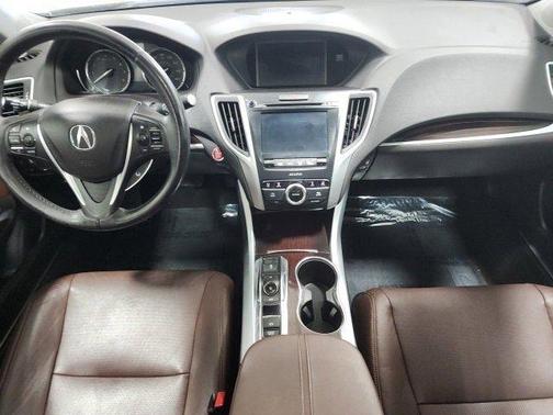 2017 Acura TLX w/Technology Package