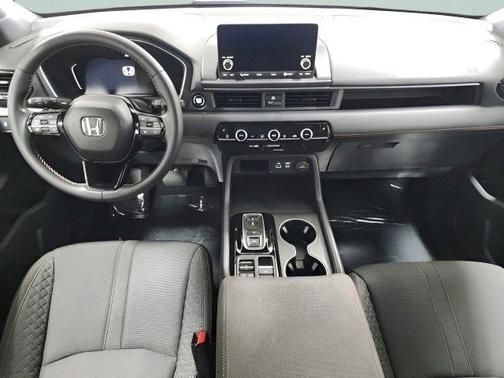 2023 Honda Pilot AWD Sport