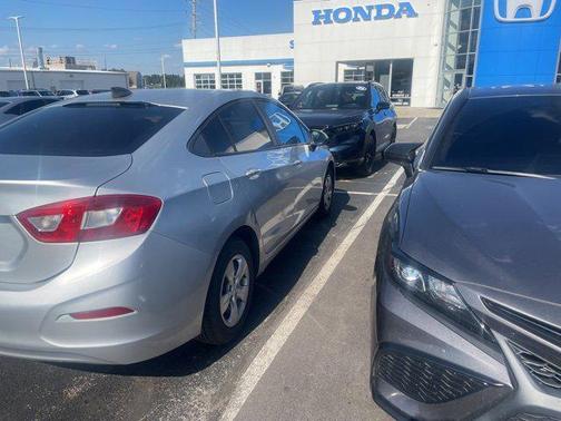 2017 Chevrolet Cruze LS