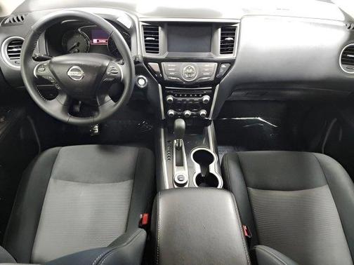 2019 Nissan Pathfinder SV