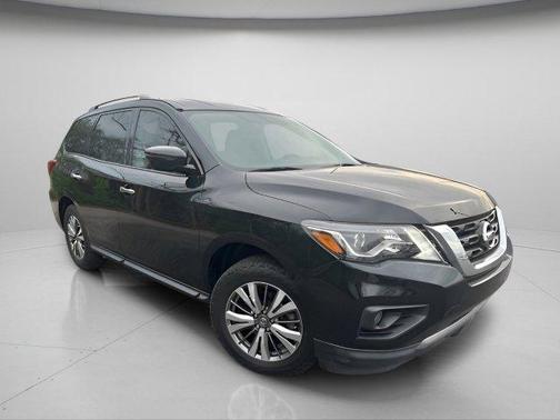 Magnetic Black Pearl 2019 Nissan Pathfinder SV