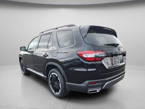 2026 Honda Pilot Touring 8-Passenger