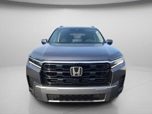 Modern Steel Metallic 2026 Honda Pilot Elite