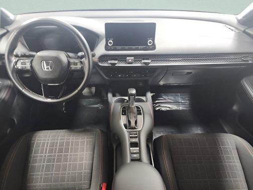 2025 Honda HR-V 2WD Sport