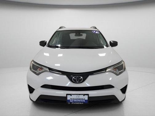 Super White 2018 Toyota RAV4 LE