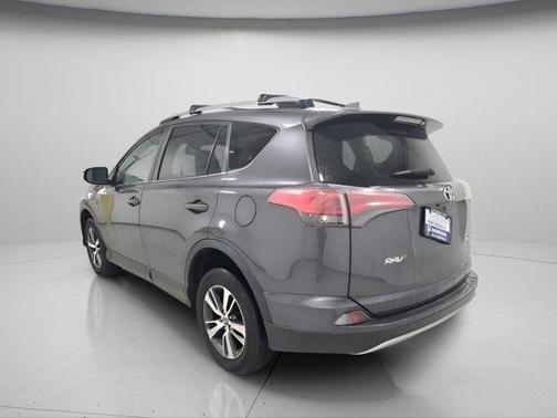 Magnetic Gray Metallic 2018 Toyota RAV4 XLE