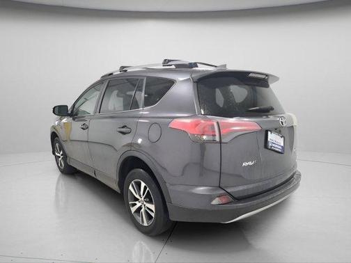 Magnetic Gray Metallic 2018 Toyota RAV4 XLE