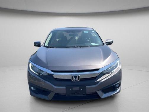 2018 Honda Civic Touring