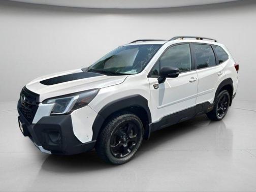 Crystal White Pearl 2023 Subaru Forester Wilderness
