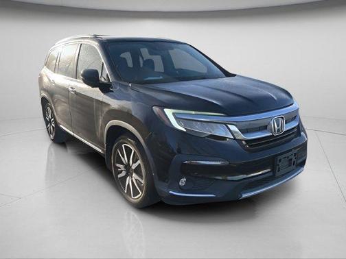 2019 Honda Pilot Touring 8-Passenger