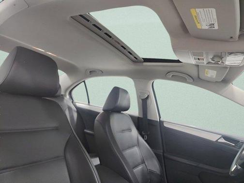 2014 Volkswagen Jetta Auto SE w/Connectivity