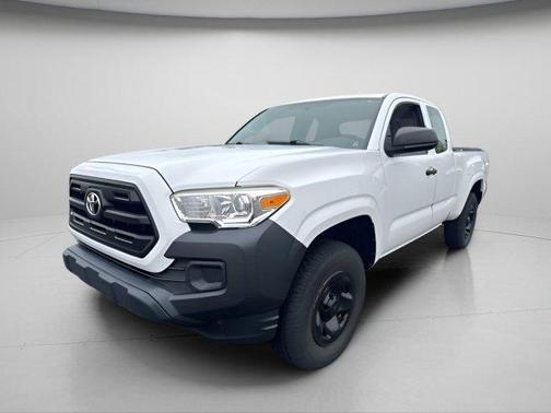 Super White 2016 Toyota Tacoma SR