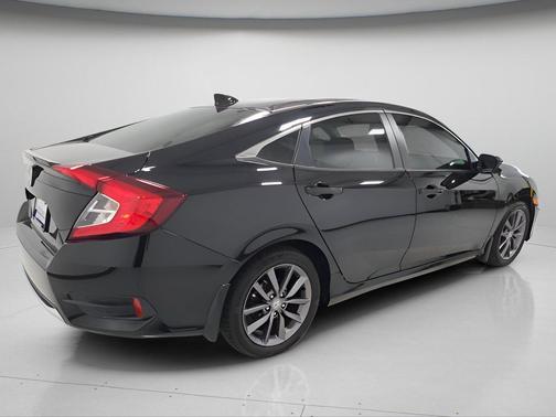 Crystal Black Pearl 2021 Honda Civic EX