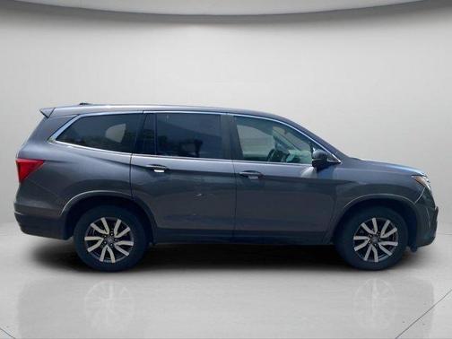 Modern Steel Metallic 2021 Honda Pilot 2WD EX-L