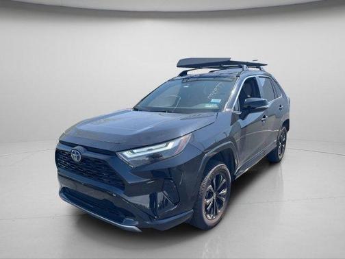 Midnight Black Metallic 2022 Toyota RAV4 Hybrid SE