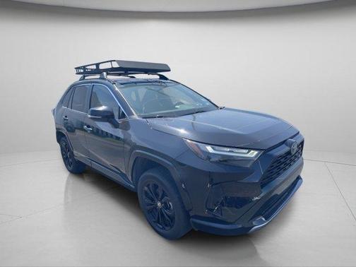 Midnight Black Metallic 2022 Toyota RAV4 Hybrid SE