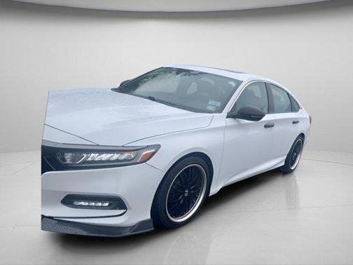 Platinum White Pearl 2019 Honda Accord Sport 2.0T