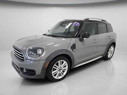 Moonwalk Gray Metallic 2017 MINI Countryman Cooper