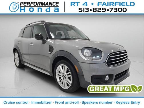 Moonwalk Gray Metallic 2017 MINI Countryman Cooper