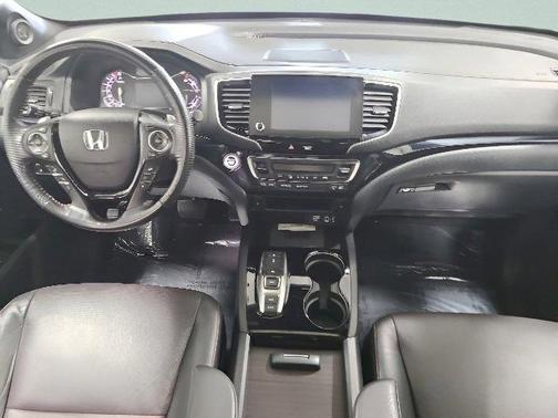 Crystal Black Pearl 2023 Honda Ridgeline Black